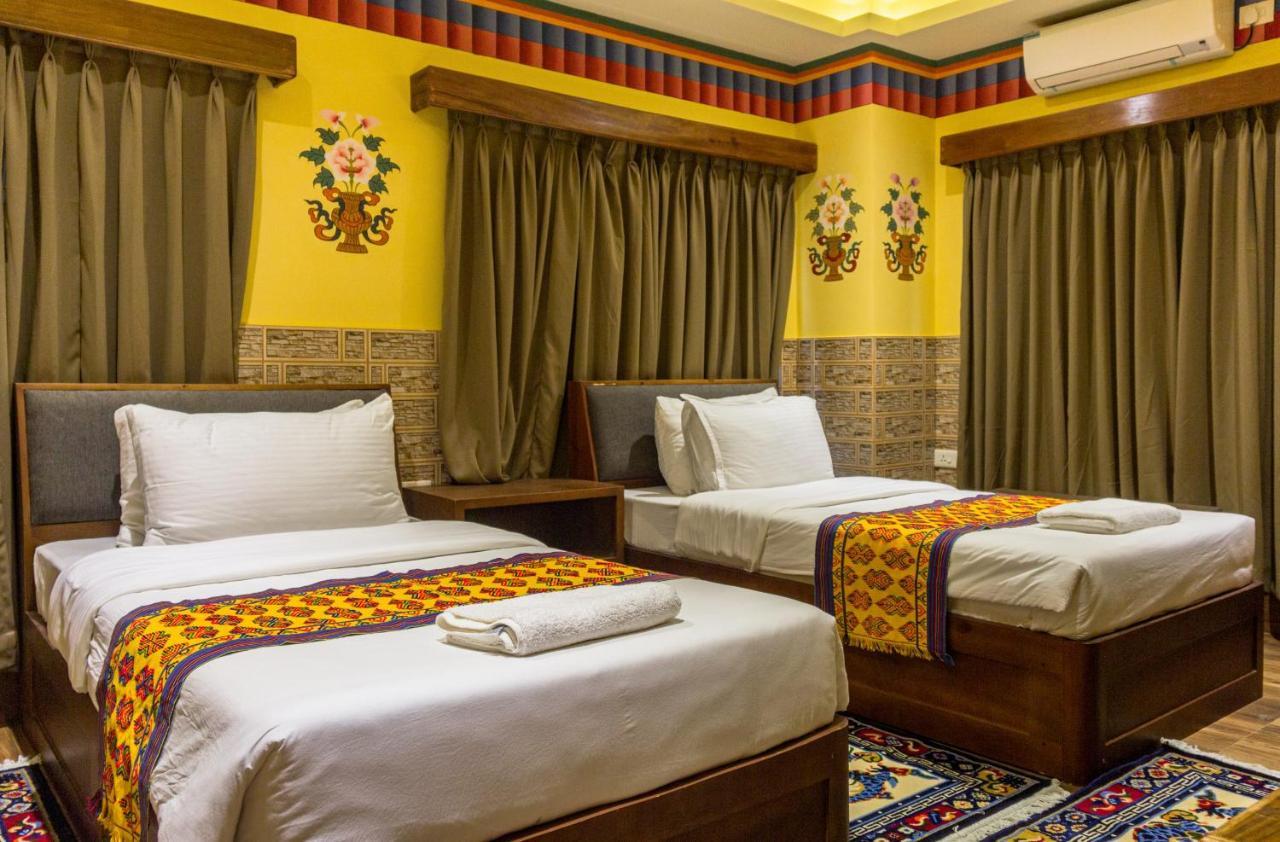 White Dragon Hotel Punakʽa Zewnętrze zdjęcie