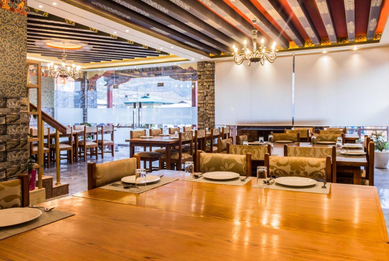 White Dragon Hotel Punakʽa Zewnętrze zdjęcie